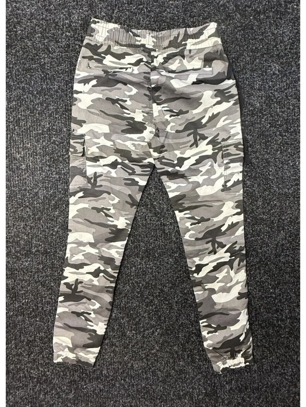 V.I.P. Girls Gray Camo Cargo Jogger Pants Size 7/8 Adjustable Waist